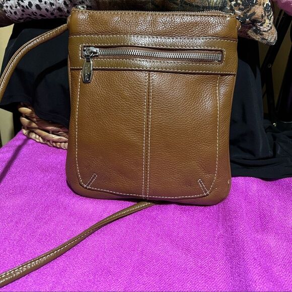 SMALL TIGNANELLO LEATHER SHOULDER BAG - Picture 1 of 4